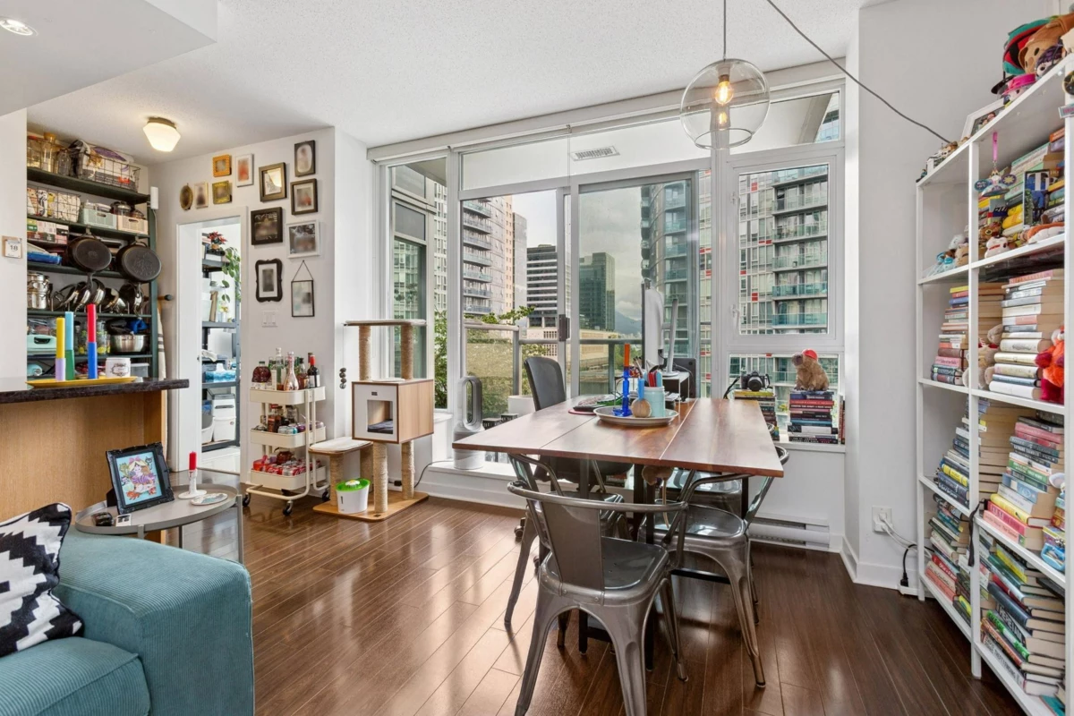 Kitchen Photo of 1003 821 Cambie Street, Vancouver, BC
