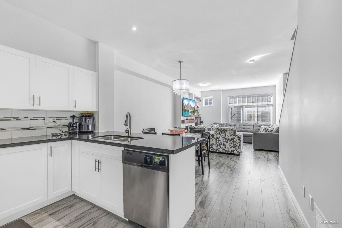 Community Amenities Photo (Clubhouse) of 65 14356 63a Avenue, Surrey, BC