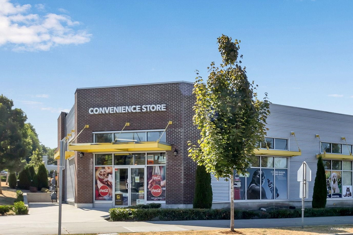 Swimming Pool Photo of 65 14356 63a Avenue, Surrey, BC