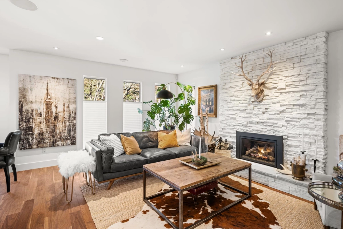 Family Room Photo of 19788 49 Avenue, Langley, BC