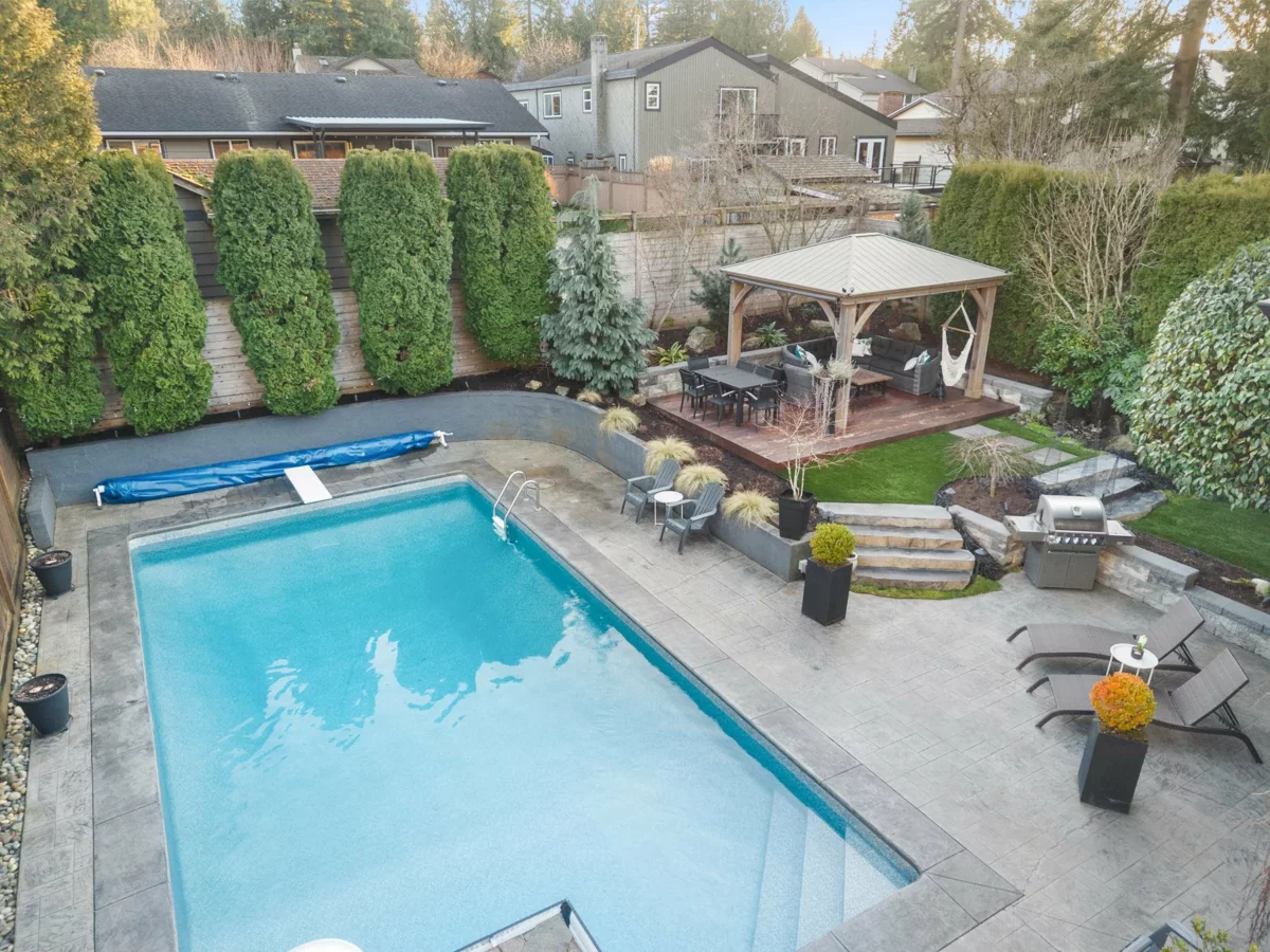 Hot Tub / Spa Photo of 19788 49 Avenue, Langley, BC