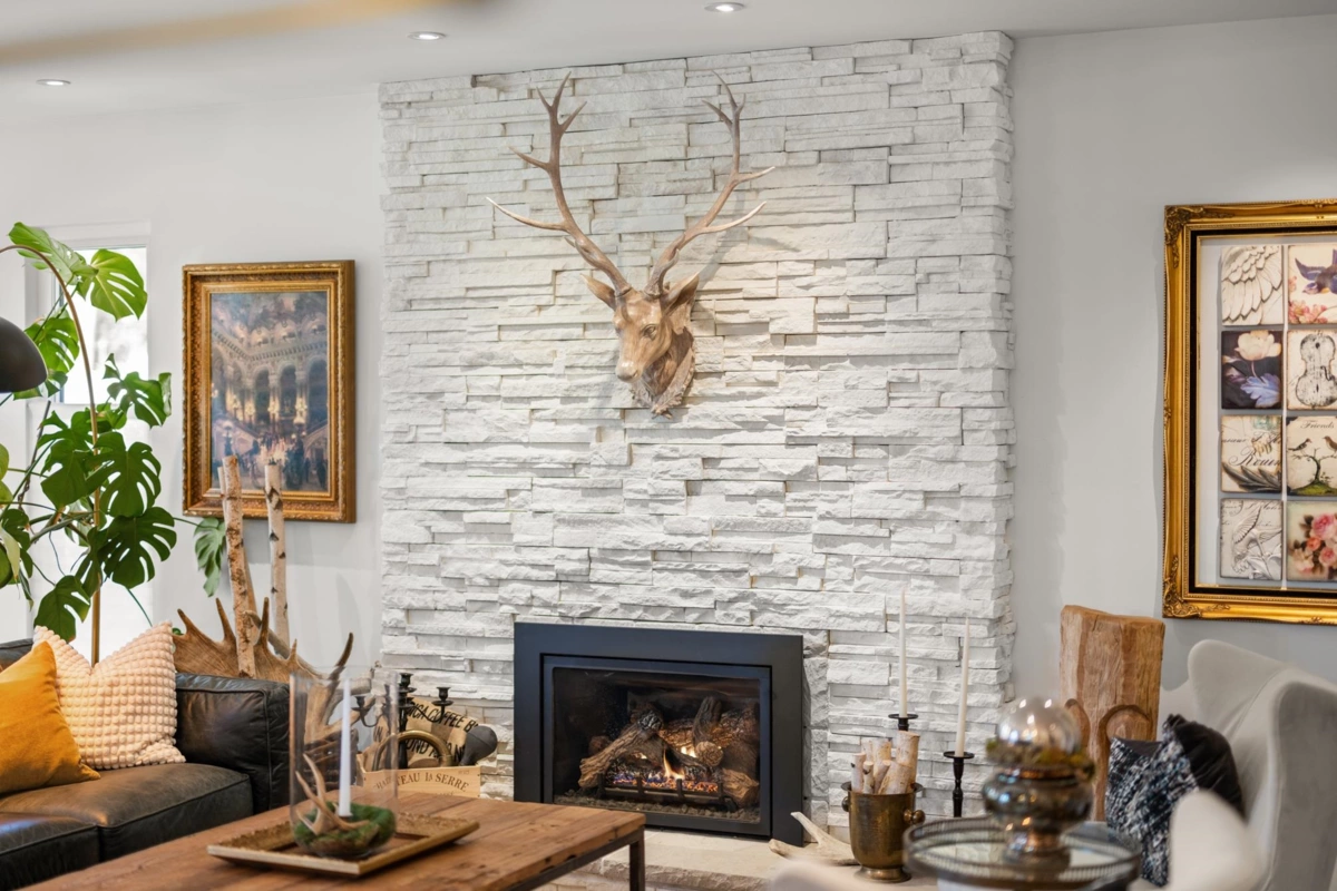 Living Room Photo of 19788 49 Avenue, Langley, BC