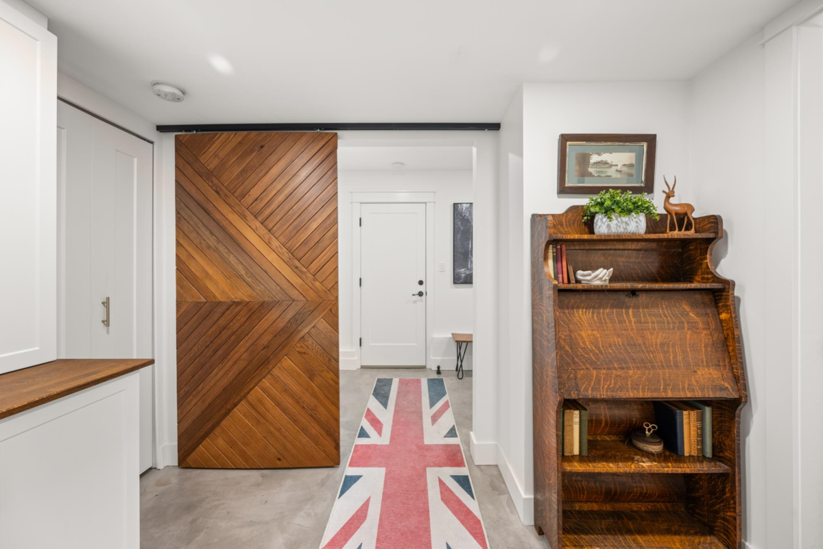 Powder Room Photo of 19788 49 Avenue, Langley, BC