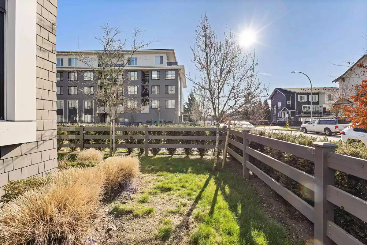 Basement Recreation Room Photo of 122 15825 85 Avenue, Surrey, BC