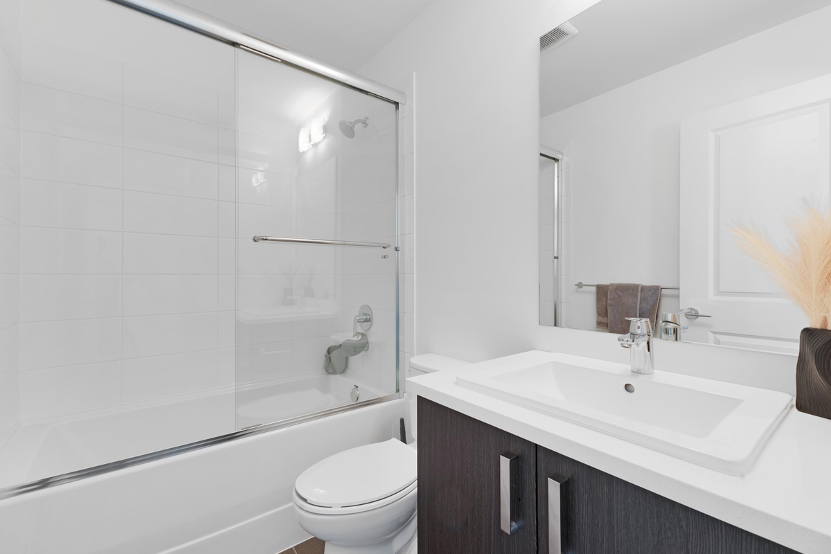 Walk-In Closet Photo of 122 15825 85 Avenue, Surrey, BC