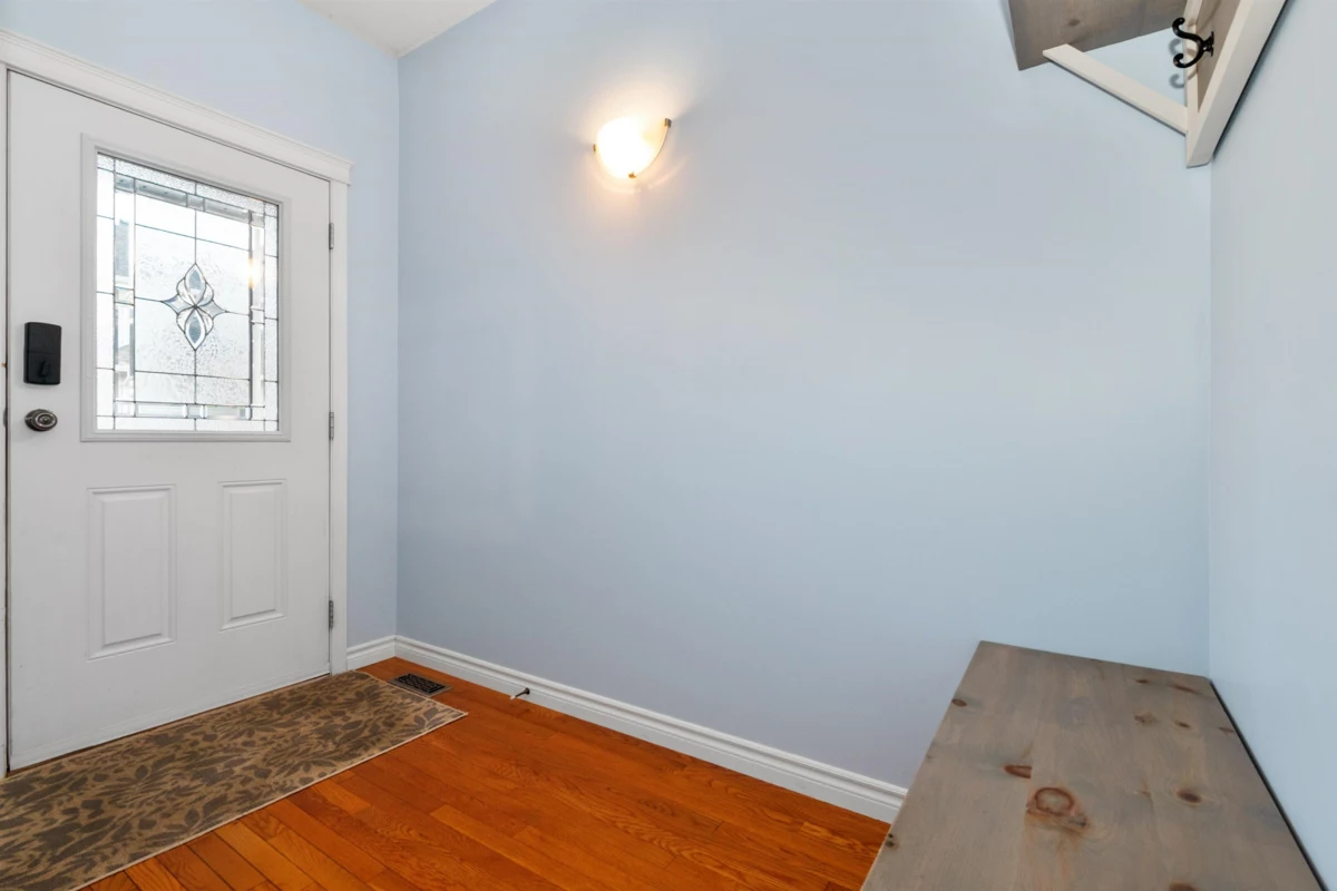 Bedroom 4 Photo of 129 46360 Valleyview Road, Chilliwack, BC