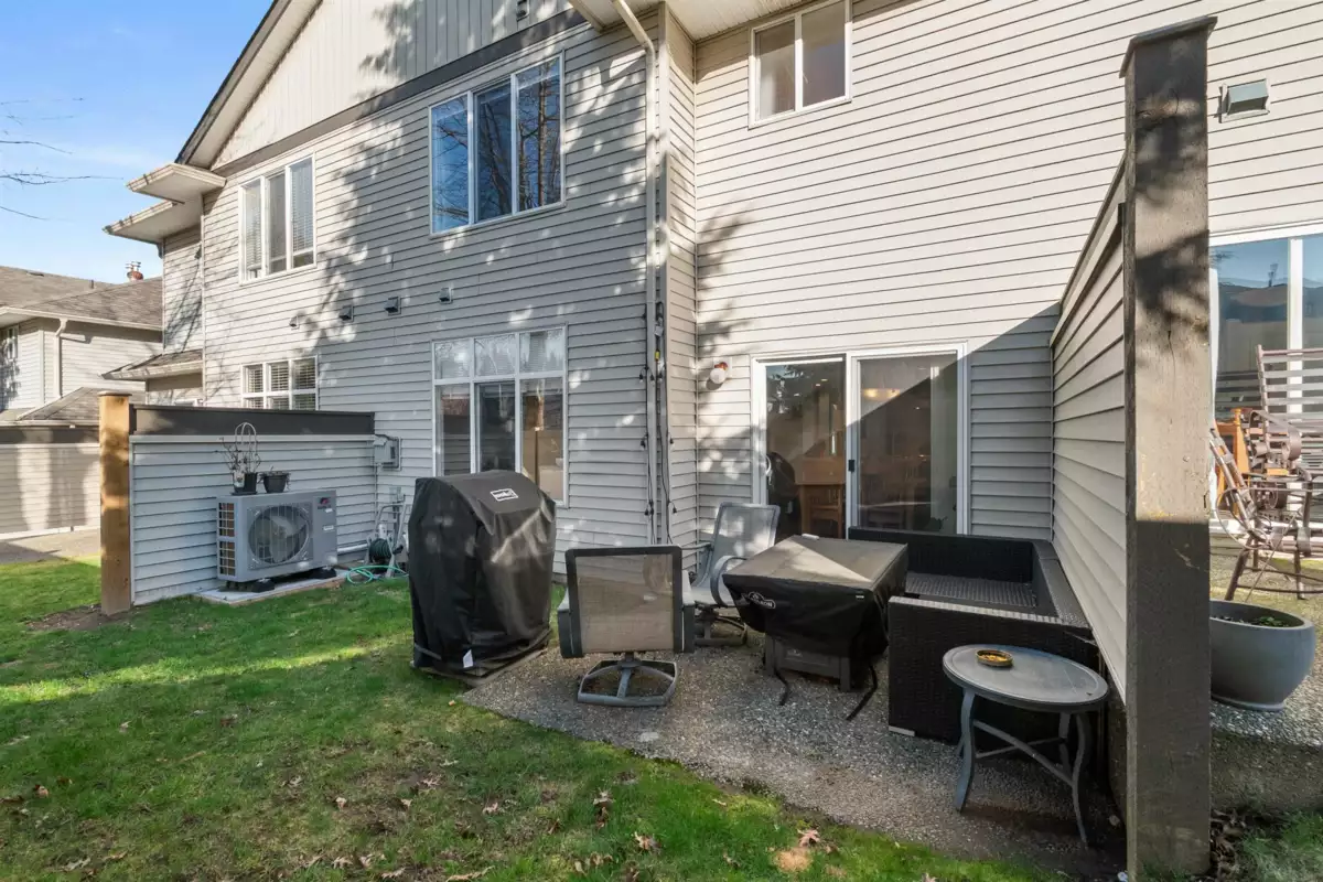 Outdoor Deck Photo of 129 46360 Valleyview Road, Chilliwack, BC