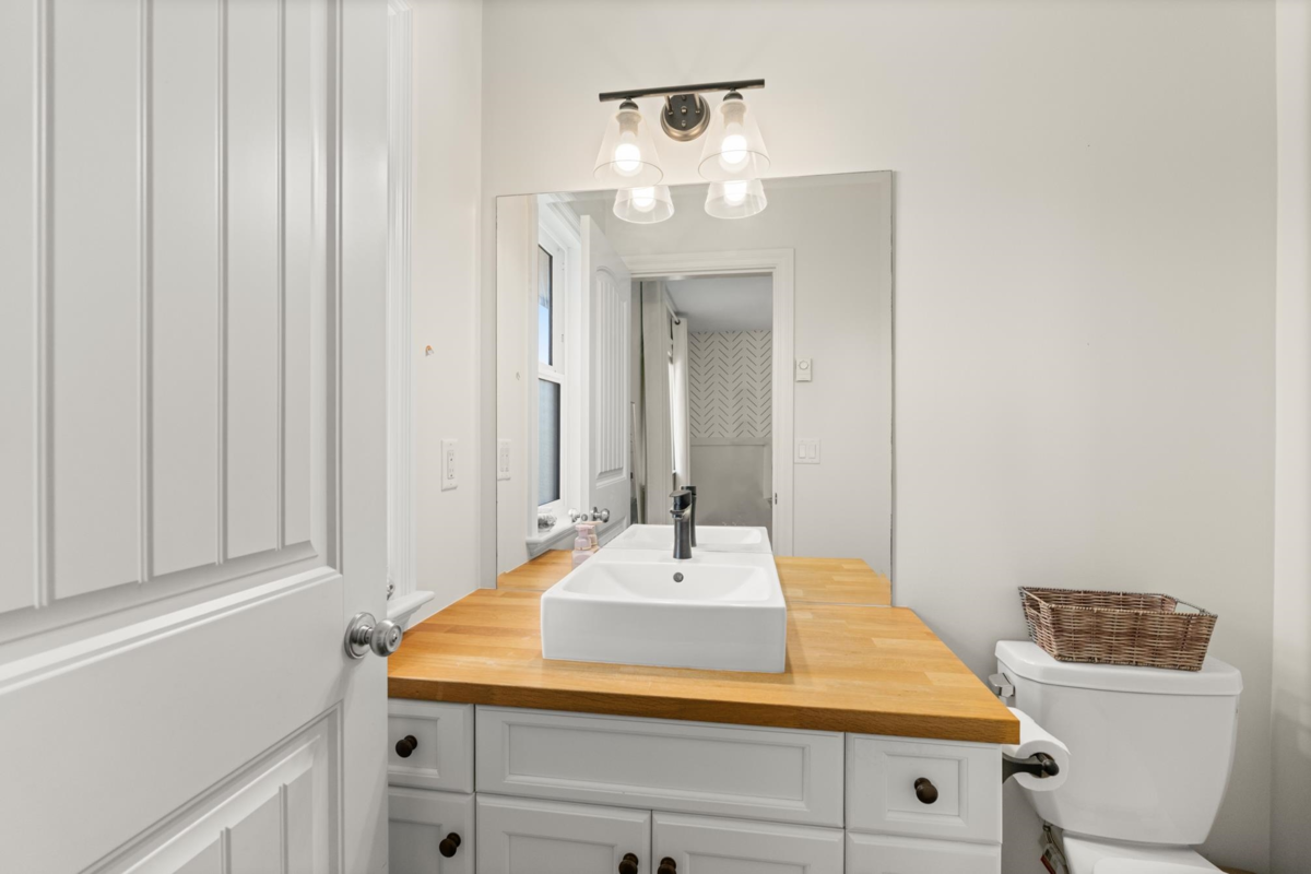 Backyard Photo of 36395 Westminster Drive, Abbotsford, BC