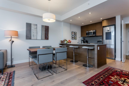 Kitchen Island Photo of 1635 Eastern Avenue, North Vancouver, BC