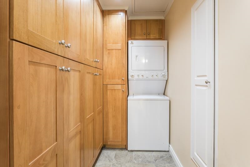 Entry Foyer Photo of 40 7540 Abercrombie Drive, Richmond, BC