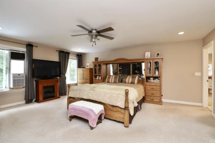 Hallway Photo of 13257 239b Street, Maple Ridge, BC