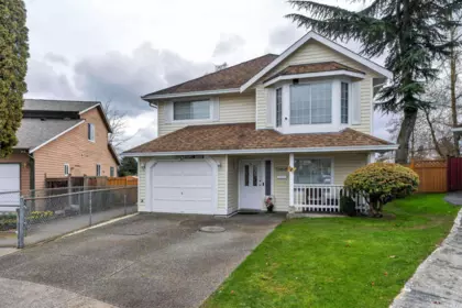 13280 81a Avenue, Surrey, BC, Surrey — Single Family Residence for sale