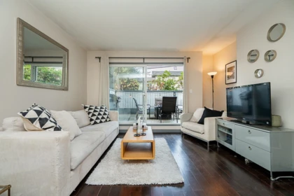 105 2255 Eton Street, Vancouver, BC, Vancouver — Apartment/Condo for sale