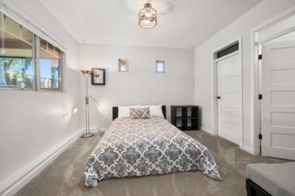 Guest Bathroom Photo of 1247 Stayte Road, White Rock, BC