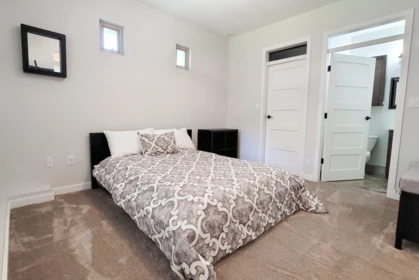 Powder Room Photo of 1247 Stayte Road, White Rock, BC