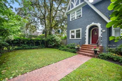 2527 W 37th Avenue, Vancouver, BC, Vancouver — Single Family Residence for sale