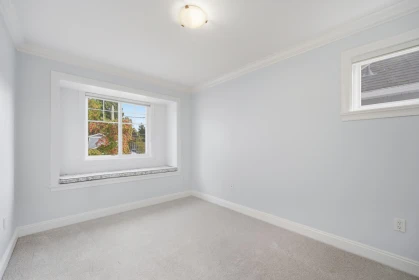 Entry Foyer Photo of 2411 George Street, North Vancouver, BC