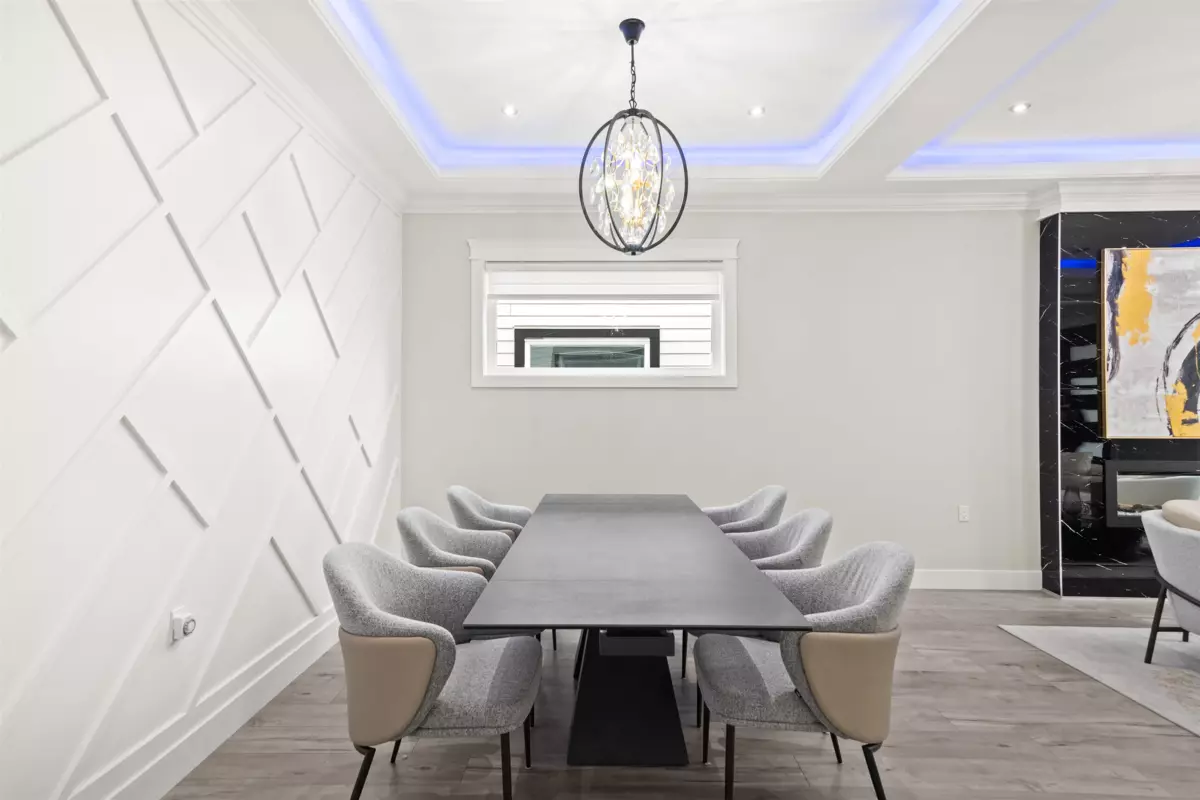 Dining Area Photo of 16117 108 Avenue, Surrey, BC