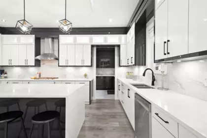 Breakfast Nook Photo of 16117 108 Avenue, Surrey, BC