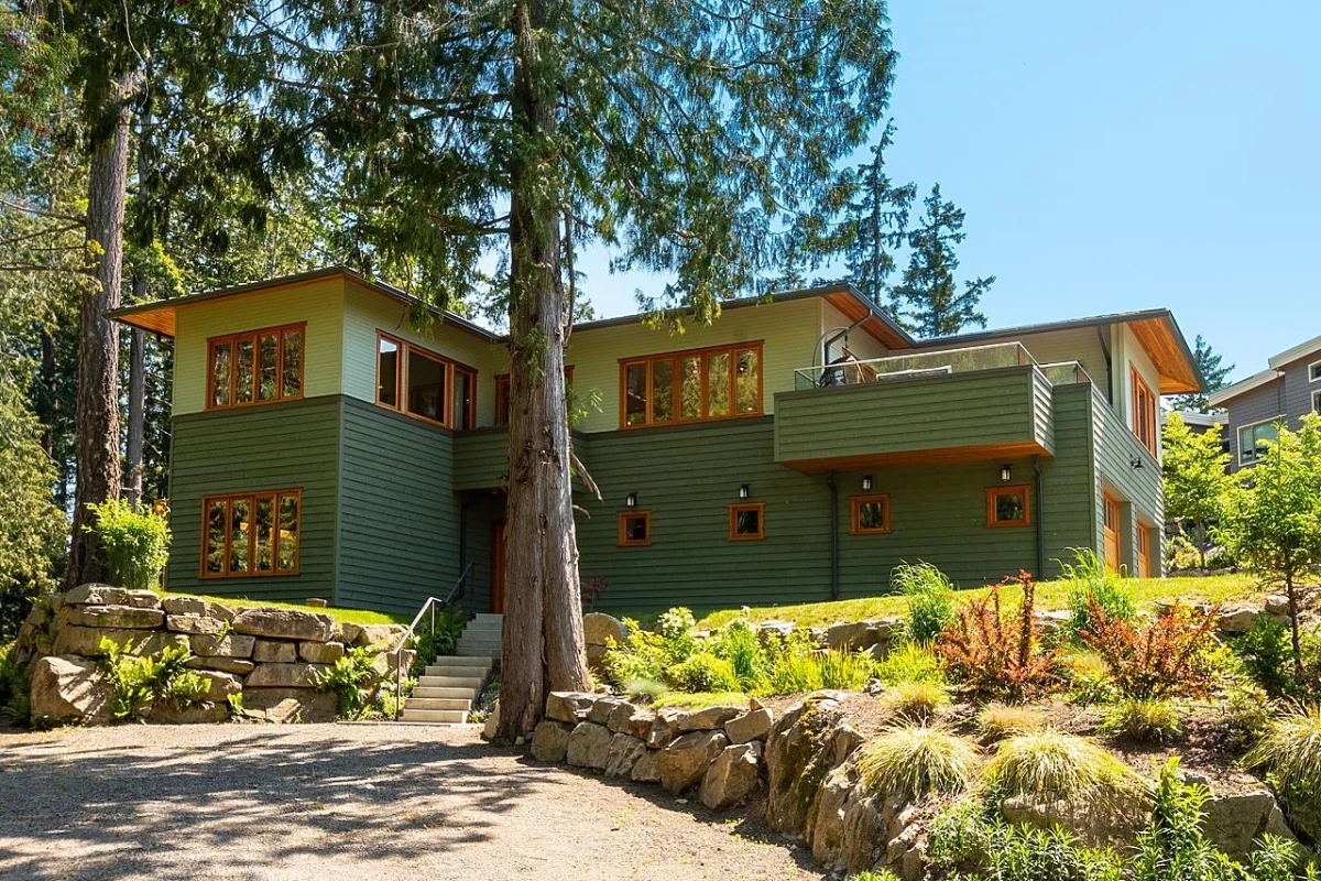 Exterior Rear Photo of 1655 Evergreen Lane, Bowen Island, BC