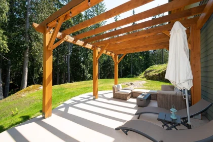 Entry Foyer Photo of 1655 Evergreen Lane, Bowen Island, BC