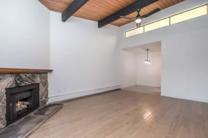 309 9101 Horne Street, Burnaby, BC, Burnaby — Apartment/Condo for sale