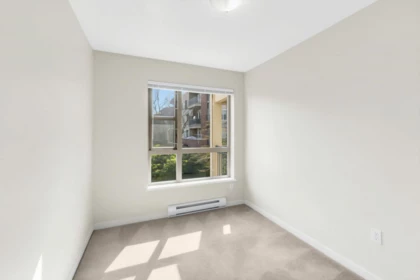 Hallway Photo of 5204 5111 Garden City Road, Richmond, BC