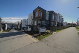 31 9652 162a Street, Surrey, BC