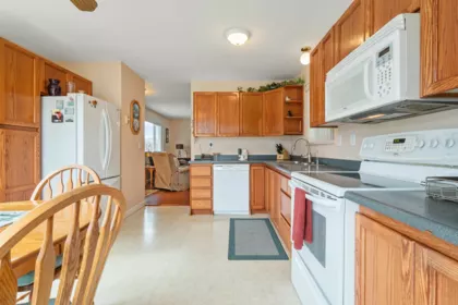 Primary Bedroom Photo of 49 7610 Evans Road, Chilliwack, BC