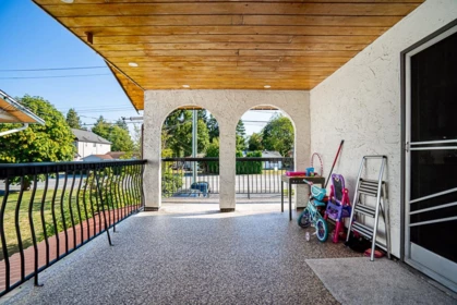 Garden / Landscaping Photo of 17233 60 Avenue, Surrey, BC