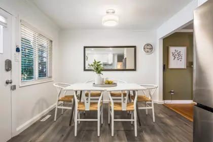 Breakfast Nook Photo of 8326 Royal Oak Avenue, Burnaby, BC