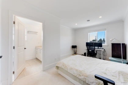 Guest Bathroom Photo of 11871 Aztec Street, Richmond, BC