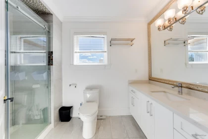 Powder Room Photo of 11871 Aztec Street, Richmond, BC