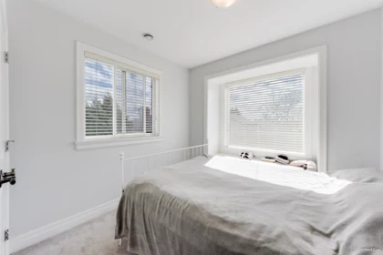 Swimming Pool Photo of 11871 Aztec Street, Richmond, BC