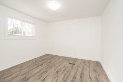 Entry Foyer Photo of 21 26892 Fraser Highway, Langley, BC