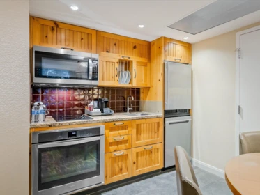 679 4090 Whistler Way, Whistler, BC, Whistler — Apartment/Condo for sale