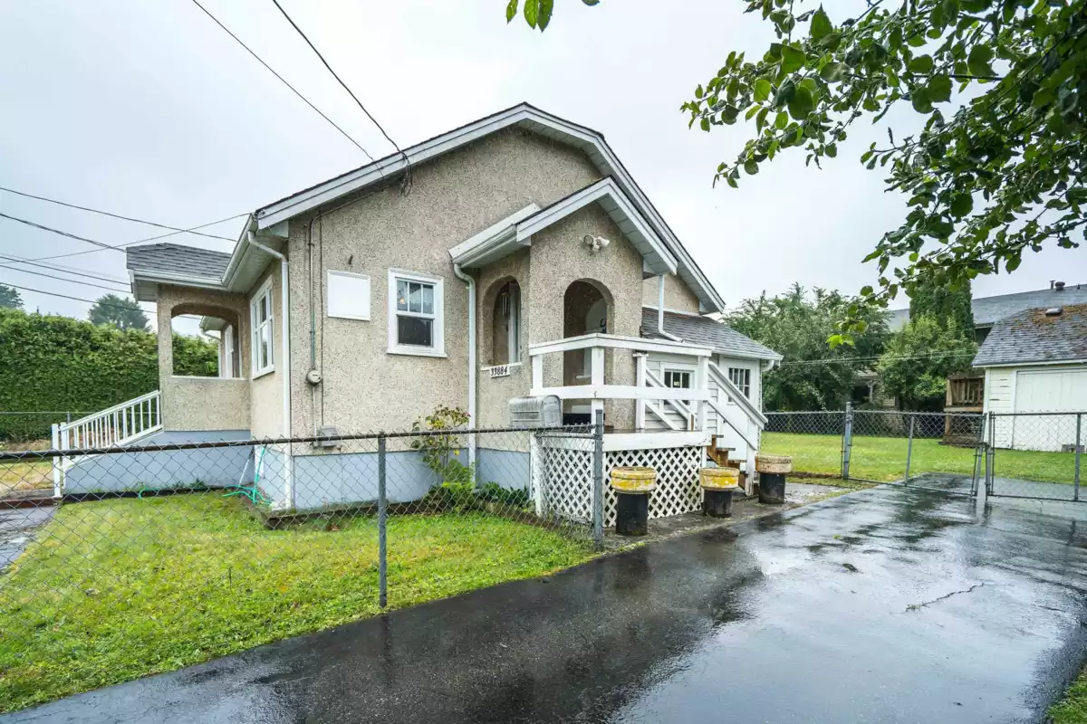 Family Room Photo of 33884 Mayfair Avenue, Abbotsford, BC