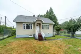 33884 Mayfair Avenue, Abbotsford, BC