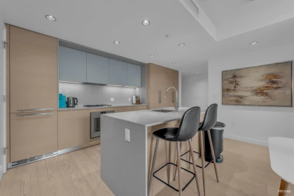 2212 1289 Hornby Street, Vancouver, BC, Vancouver — Apartment/Condo for sale