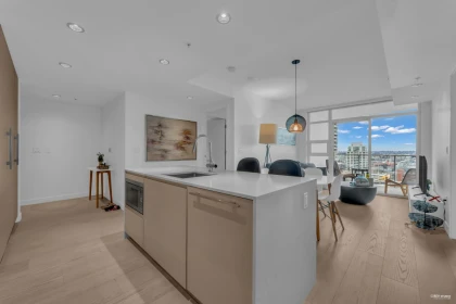 2212 1289 Hornby Street, Vancouver, BC, Vancouver — Apartment/Condo for sale