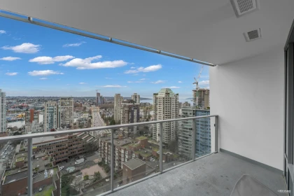 Loft / Bonus Room Photo of 2212 1289 Hornby Street, Vancouver, BC