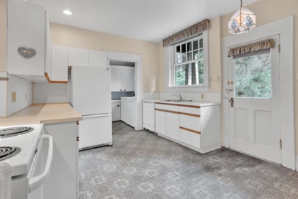 Pantry Photo of 3924 Pine Crescent, Vancouver, BC