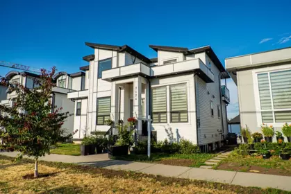 7124 192 Street, Surrey, BC, Surrey — Single Family Residence for sale