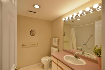 Guest Bathroom Photo of 104 5768 Marine Way, Sechelt, BC