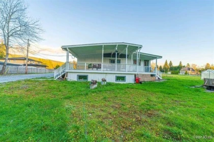 Kitchen Photo of 12753 256 Street, Maple Ridge, BC