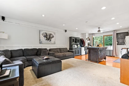 Breakfast Nook Photo of 17791 20 Avenue, Surrey, BC