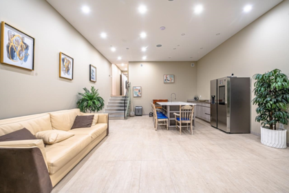 Hot Tub / Spa Photo of 592 Craigmohr Drive, West Vancouver, BC