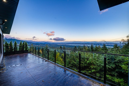 Playground / Recreational Area Near 592 Craigmohr Drive, West Vancouver, BC