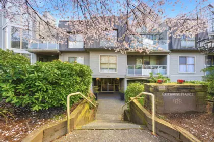 Garden / Landscaping Photo of 206 68 Richmond Street, New Westminster, BC