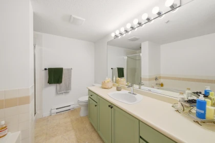 Mudroom Photo of 206 68 Richmond Street, New Westminster, BC